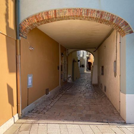 I Tre Marchi Rooms / Camera Mare Термоли Екстериор снимка