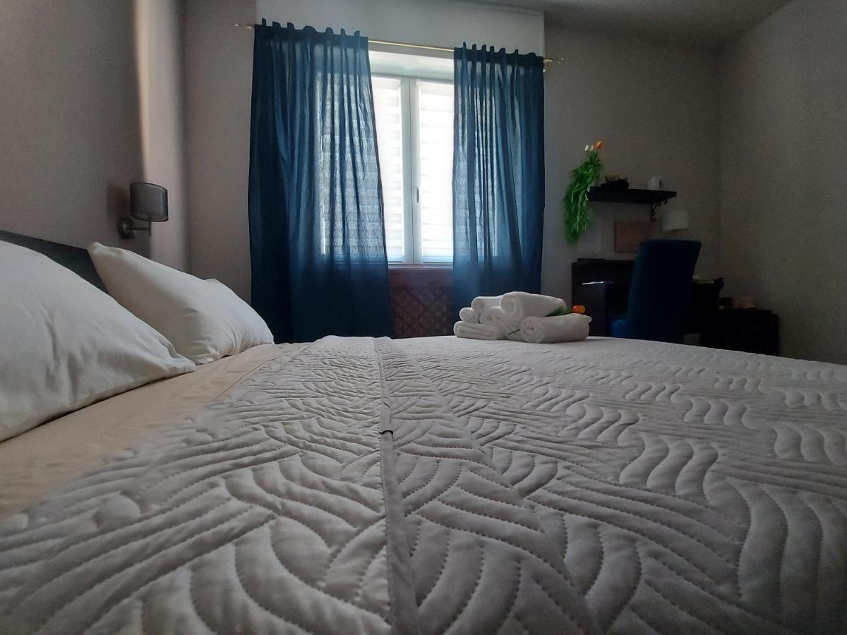 I Tre Marchi Rooms / Camera Mare Термоли Екстериор снимка